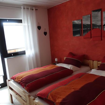 Ferienwohnung Zoe Osterbrucken Esterno foto
