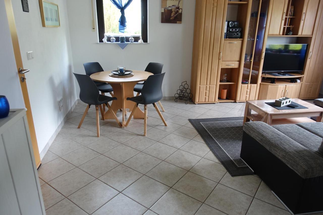 Ferienwohnung Zoe Osterbrucken Esterno foto