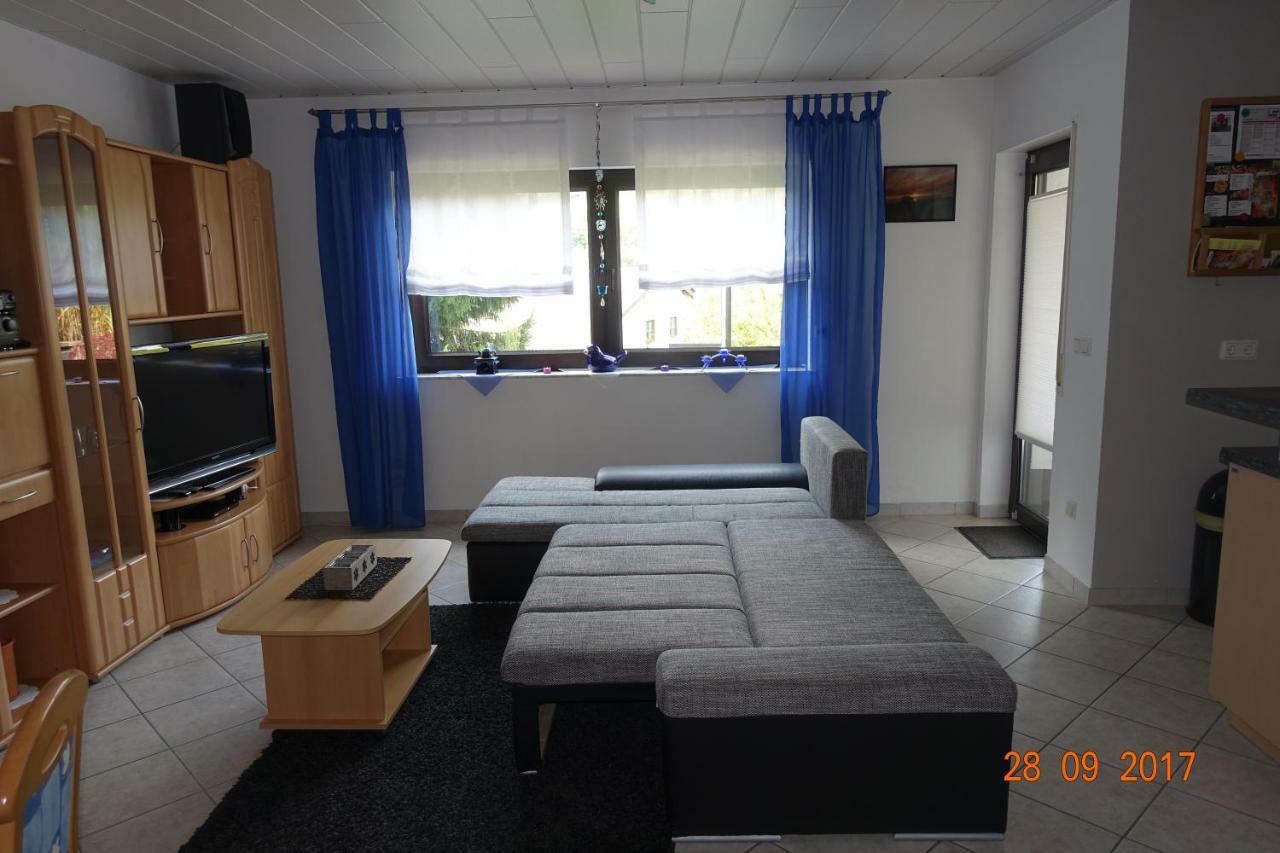 Ferienwohnung Zoe Osterbrucken Esterno foto