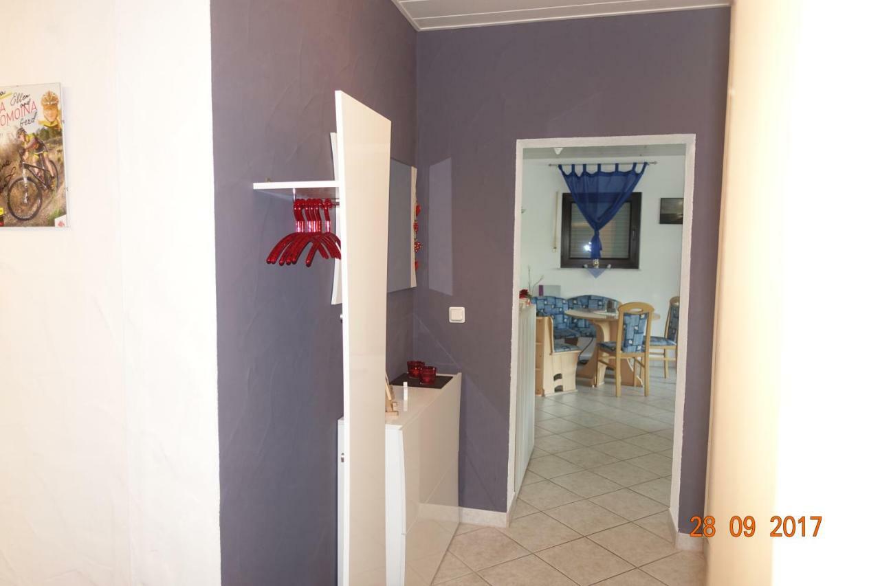 Ferienwohnung Zoe Osterbrucken Esterno foto